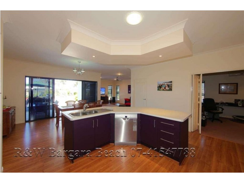 12 Raewood Close, Coral Cove QLD 4670