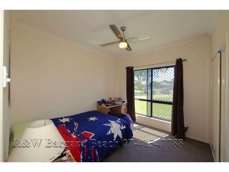 12 Raewood Close, Coral Cove QLD 4670