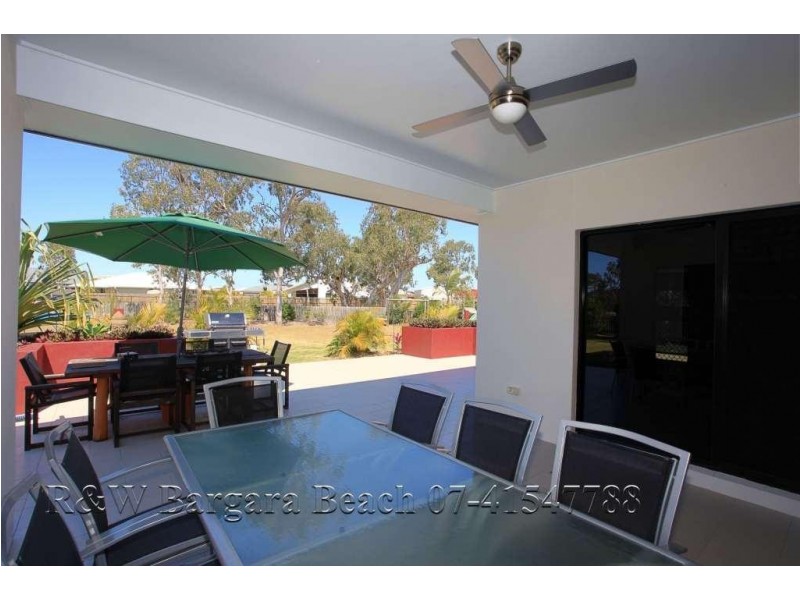 12 Raewood Close, Coral Cove QLD 4670