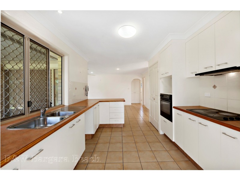 7 Bay Court, Bargara QLD 4670