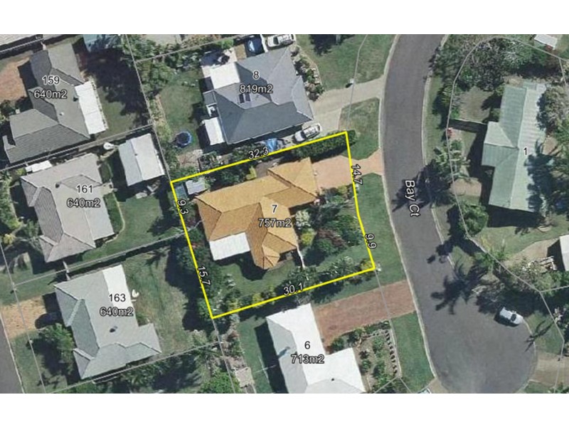 7 Bay Court, Bargara QLD 4670