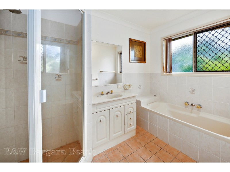 7 Bay Court, Bargara QLD 4670