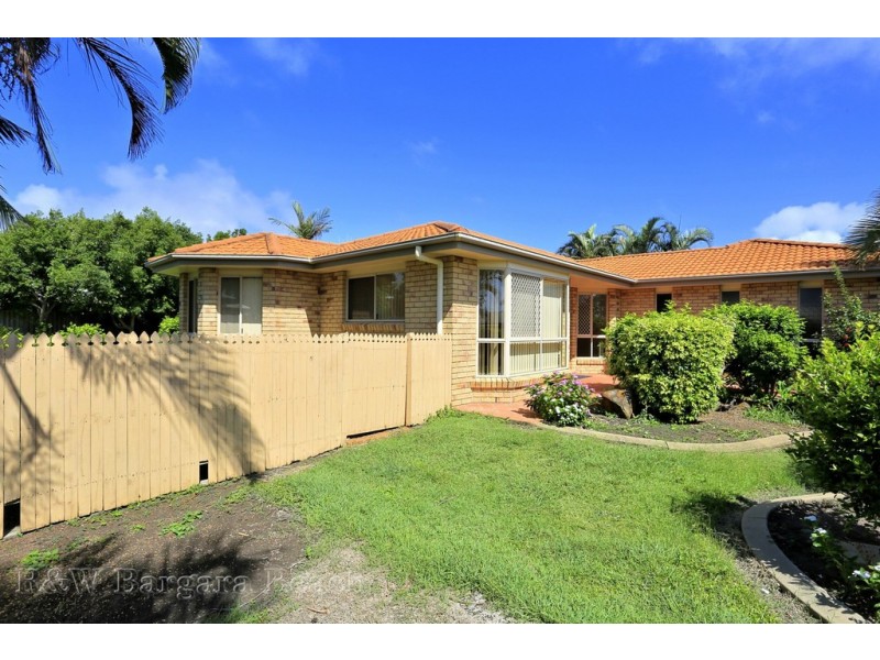 7 Bay Court, Bargara QLD 4670