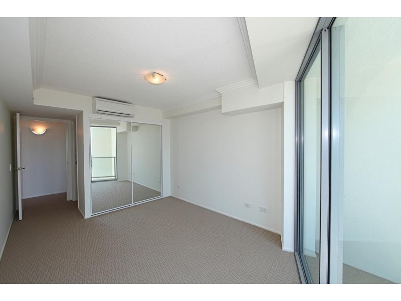 Unit 17, Dwell 107 Esplanade, Bargara QLD 4670