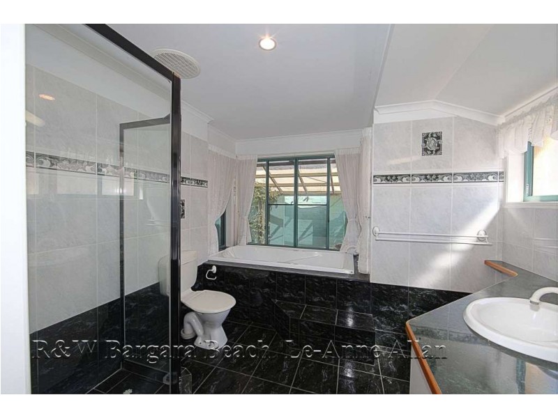 76 Fairway Drive, Bargara QLD 4670