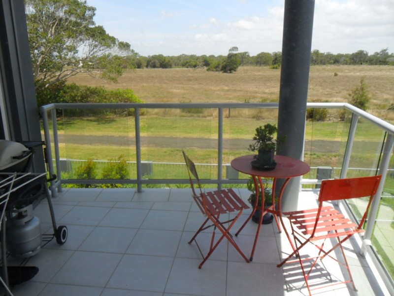 Unit 4 Beach Break, 6 McDougall Street, Bargara QLD 4670