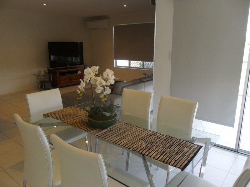 Unit 4 Beach Break, 6 McDougall Street, Bargara QLD 4670