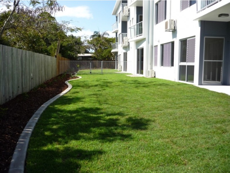 Unit 4 Beach Break, 6 McDougall Street, Bargara QLD 4670