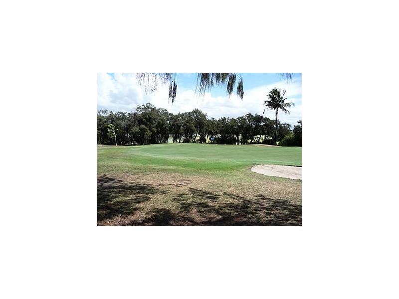 Unit 9, Dwell 107 Esplanade, Bargara QLD 4670
