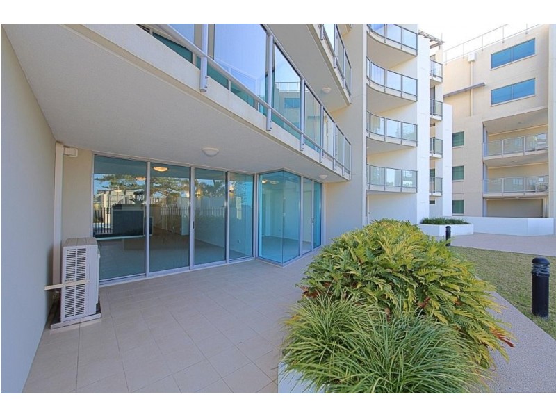 Unit 3, Dwell 107 Esplanade, Bargara QLD 4670