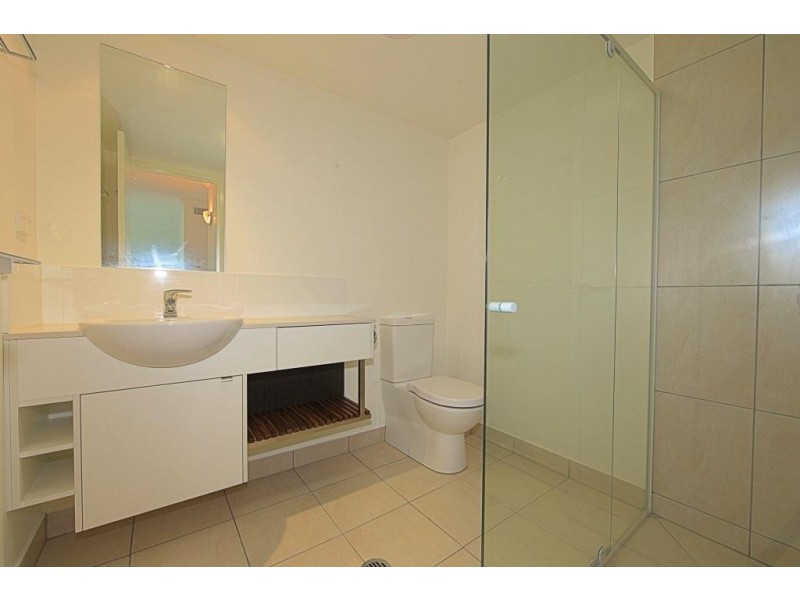 Unit 3, Dwell 107 Esplanade, Bargara QLD 4670