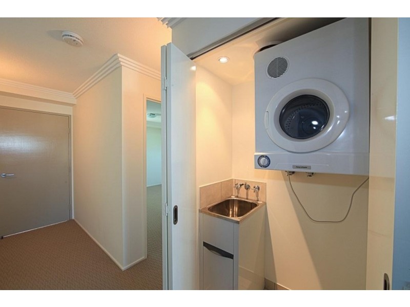 Unit 3, Dwell 107 Esplanade, Bargara QLD 4670
