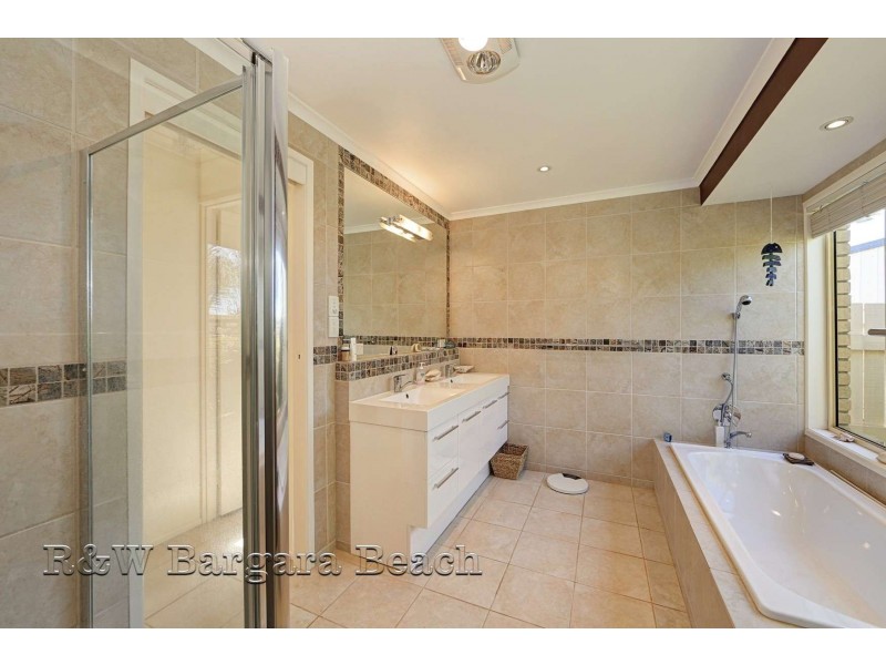 3 Rehbein Avenue, Qunaba QLD 4670