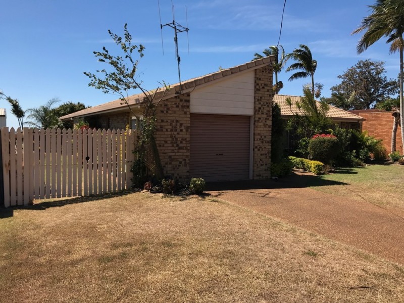 3 Rehbein Avenue, Qunaba QLD 4670