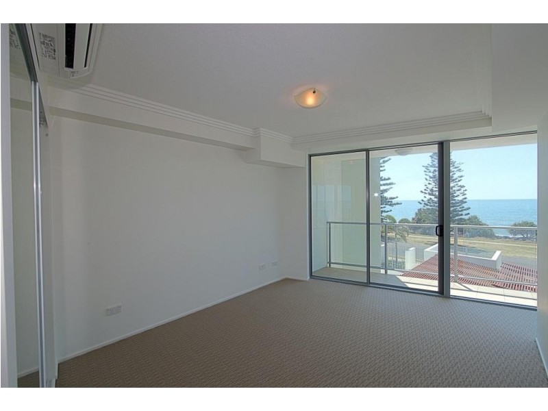 Unit 23, Dwell 107 Esplanade, Bargara QLD 4670