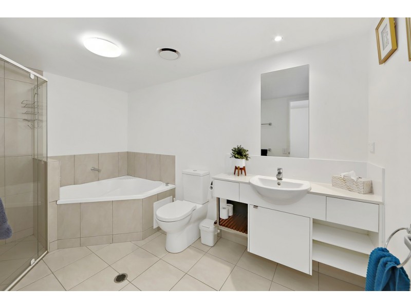 15/107 Esplanade, Bargara QLD 4670