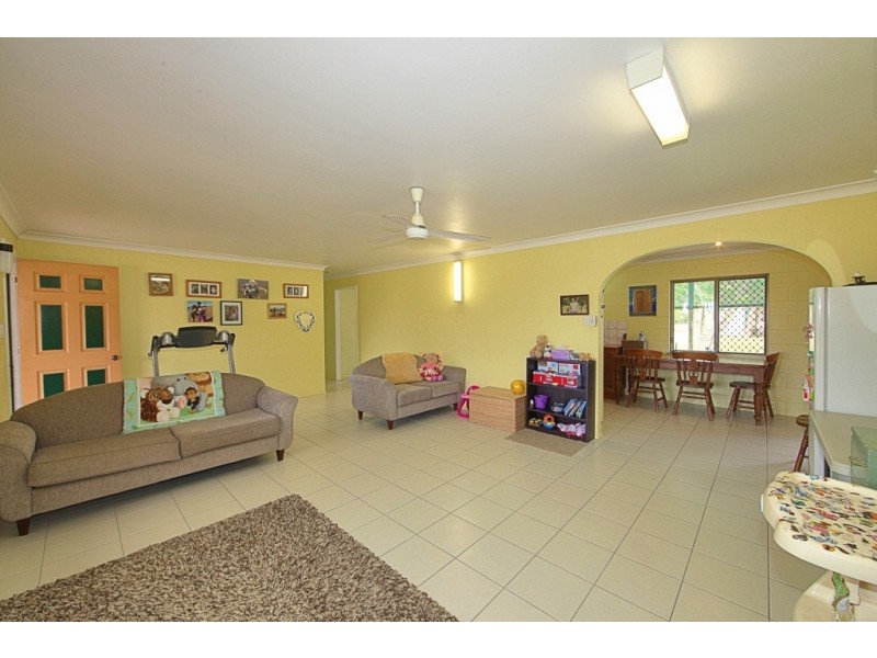 154 Back Windermere Road, Innes Park QLD 4670