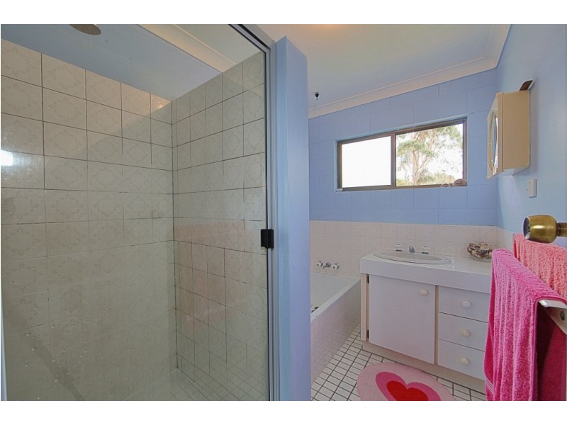 154 Back Windermere Road, Innes Park QLD 4670