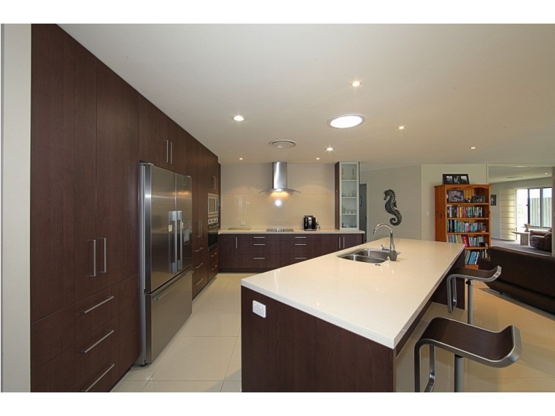 12 Trinity Close, Bargara QLD 4670