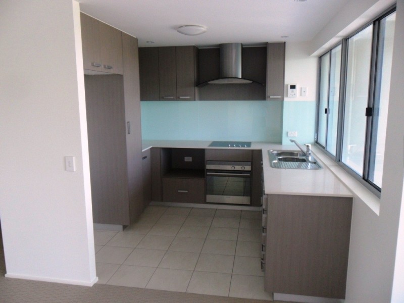 Unit 30, Dwell 107 Esplanade, Bargara QLD 4670