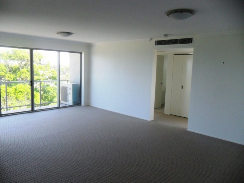 Unit 30, Dwell 107 Esplanade, Bargara QLD 4670