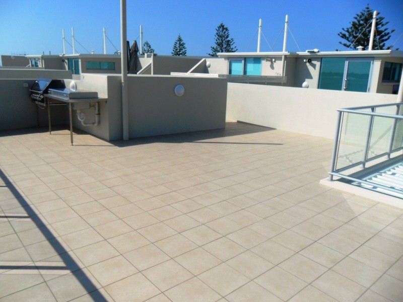 Unit 30, Dwell 107 Esplanade, Bargara QLD 4670