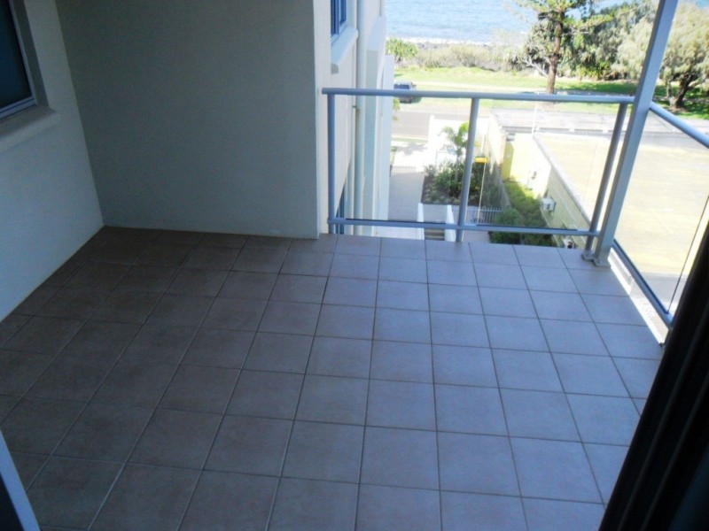 Unit 30, Dwell 107 Esplanade, Bargara QLD 4670