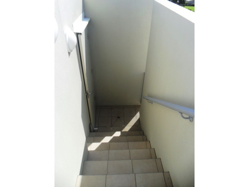 Unit 30, Dwell 107 Esplanade, Bargara QLD 4670