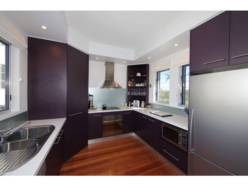 Villa 1, /98 Miller Street, Bargara QLD 4670