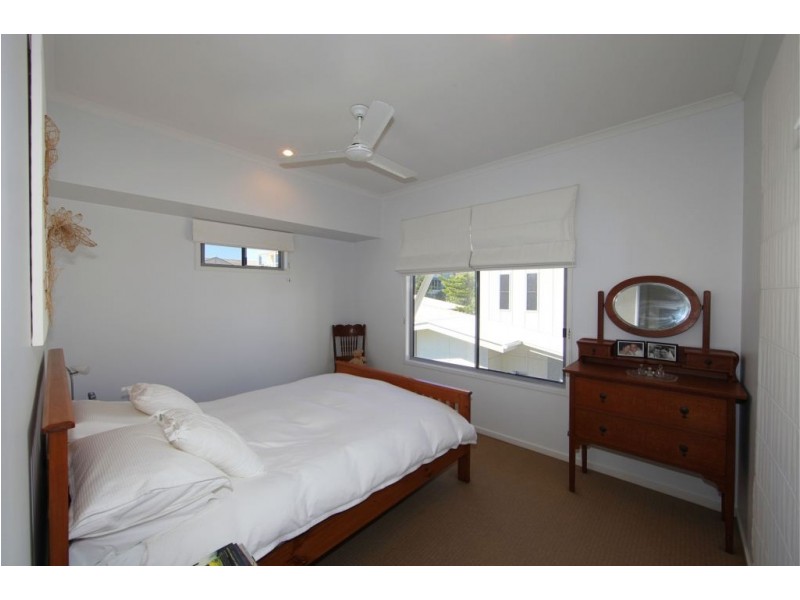 Villa 1, /98 Miller Street, Bargara QLD 4670