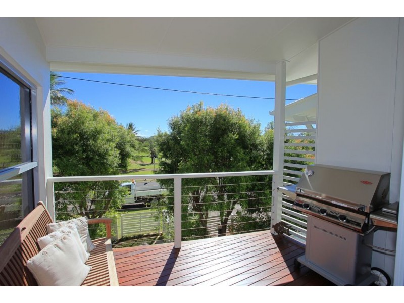 Villa 1, /98 Miller Street, Bargara QLD 4670