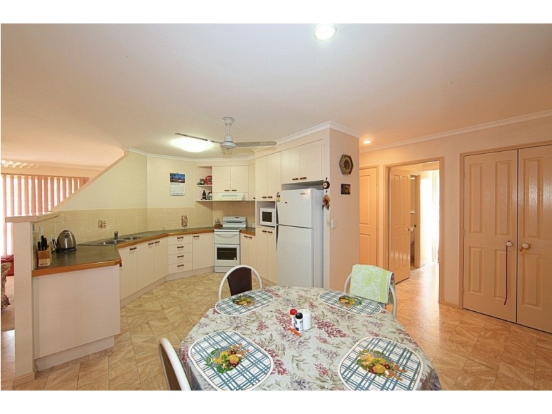 68  Shoreline Crescent, Bargara QLD 4670