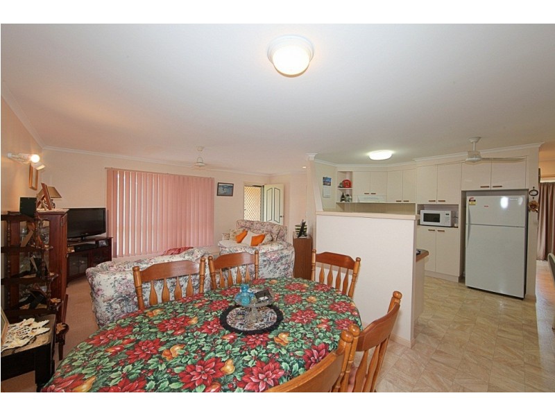 68  Shoreline Crescent, Bargara QLD 4670