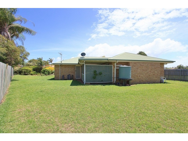 68  Shoreline Crescent, Bargara QLD 4670