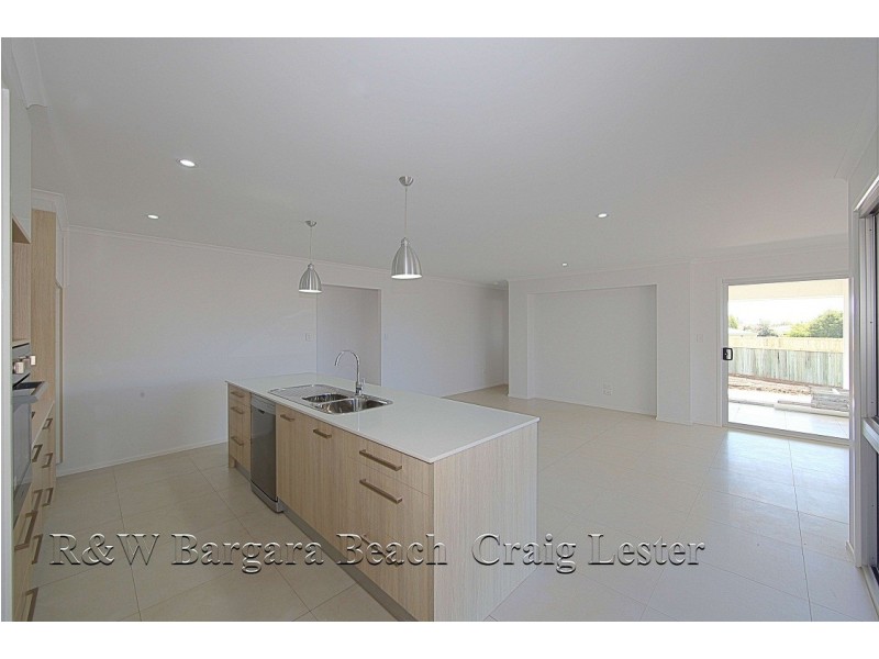 10 Hillcrest Court, Bargara QLD 4670