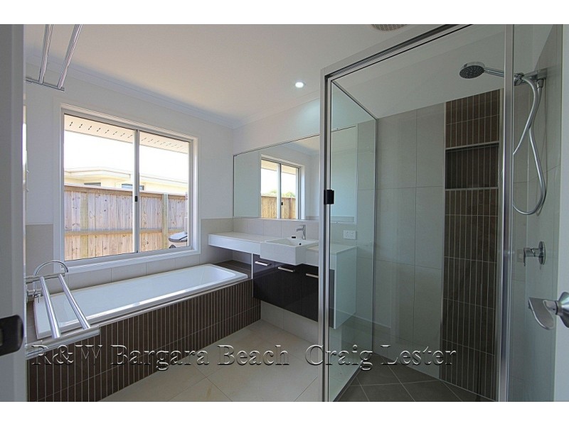 10 Hillcrest Court, Bargara QLD 4670