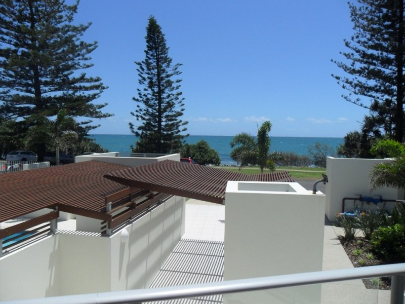 Unit 11,Dwell 107 Esplanade, Bargara QLD 4670