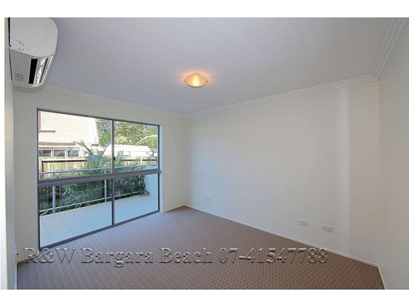 Unit 5,Dwell 107 Esplanade, Bargara QLD 4670