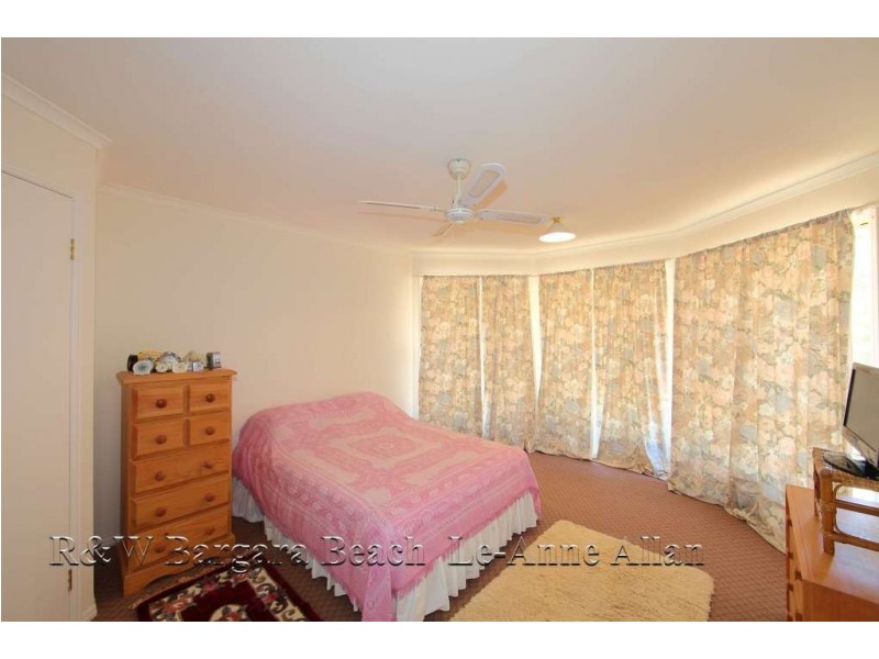 298 Sylvan Drive, Moore Park Beach QLD 4670