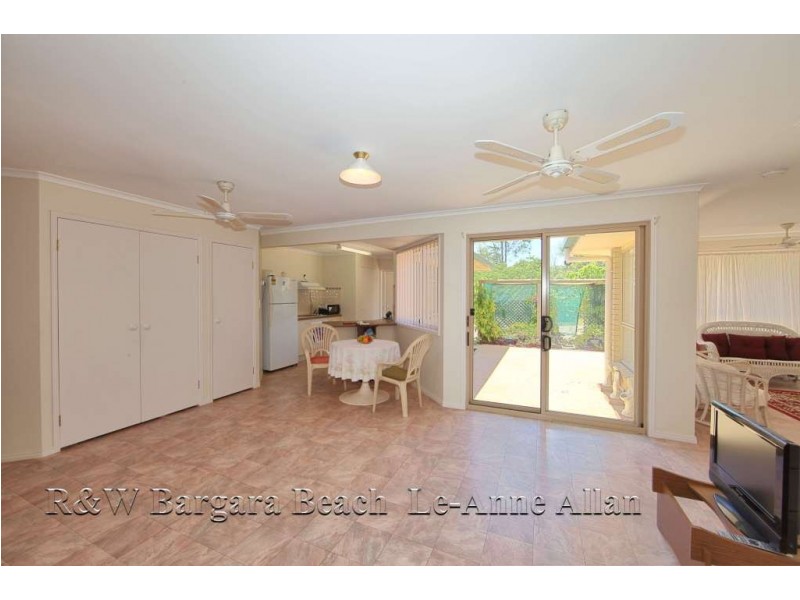 298 Sylvan Drive, Moore Park Beach QLD 4670