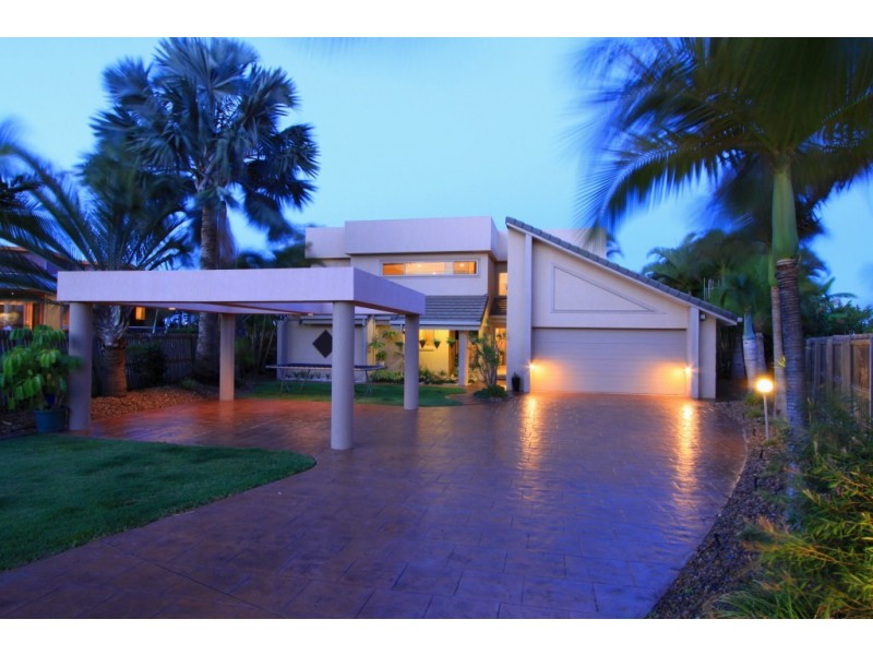 8 Lakeside Close, Bargara QLD 4670