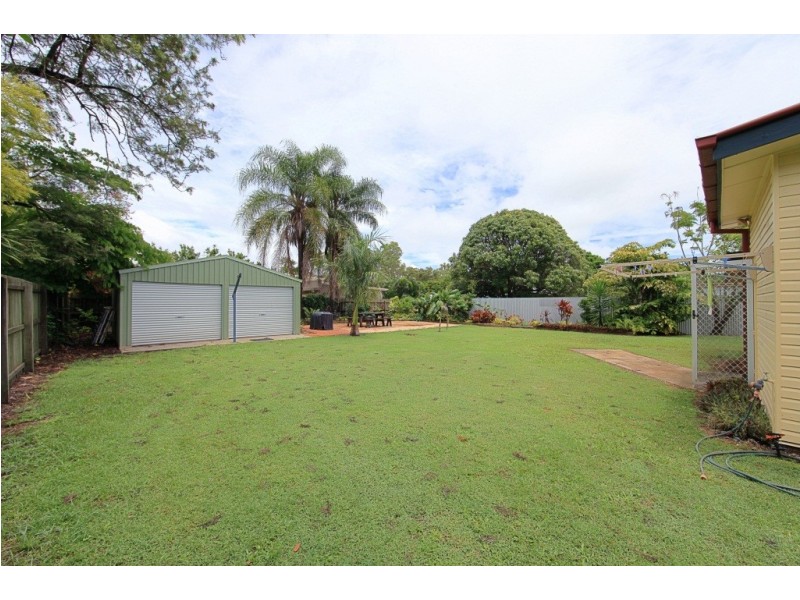 42 Fe Walker, Kepnock QLD 4670