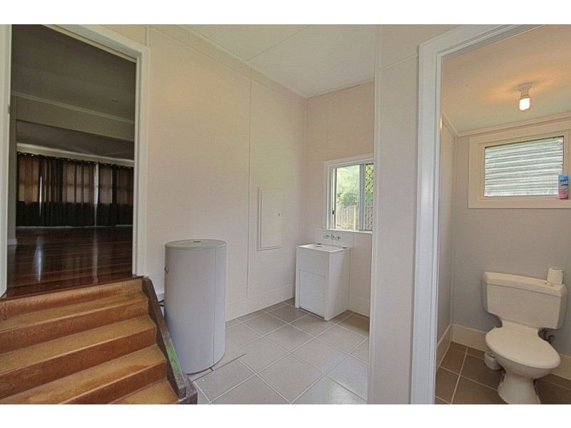 42 Fe Walker, Kepnock QLD 4670