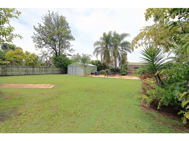 42 Fe Walker, Kepnock QLD 4670