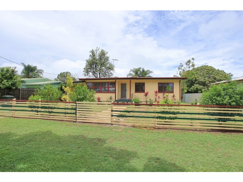 42 Fe Walker, Kepnock QLD 4670