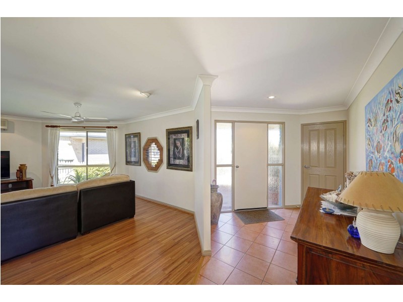 193 Barolin Esplanade, Coral Cove QLD 4670