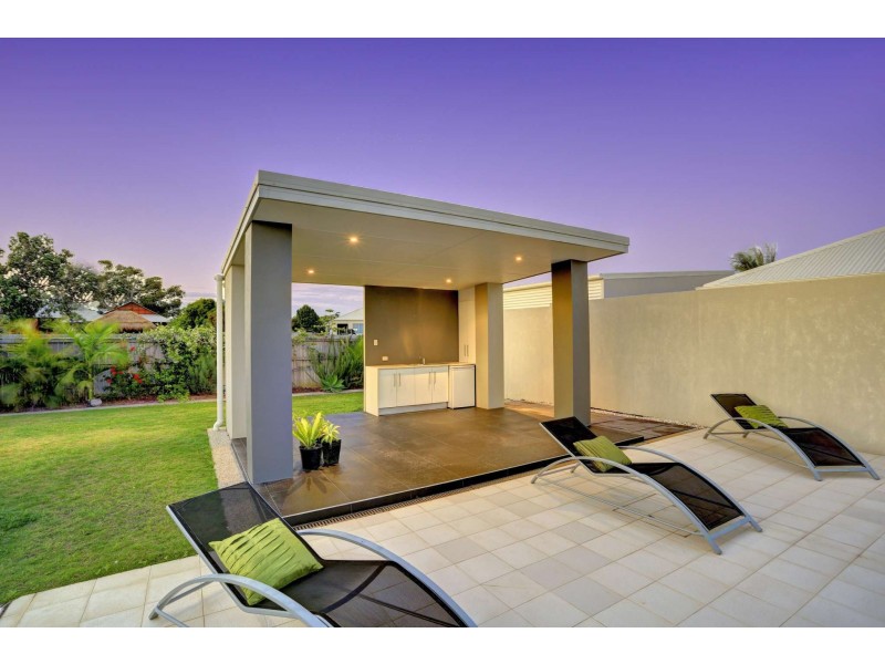 12 Aquarius Drive, Bargara QLD 4670