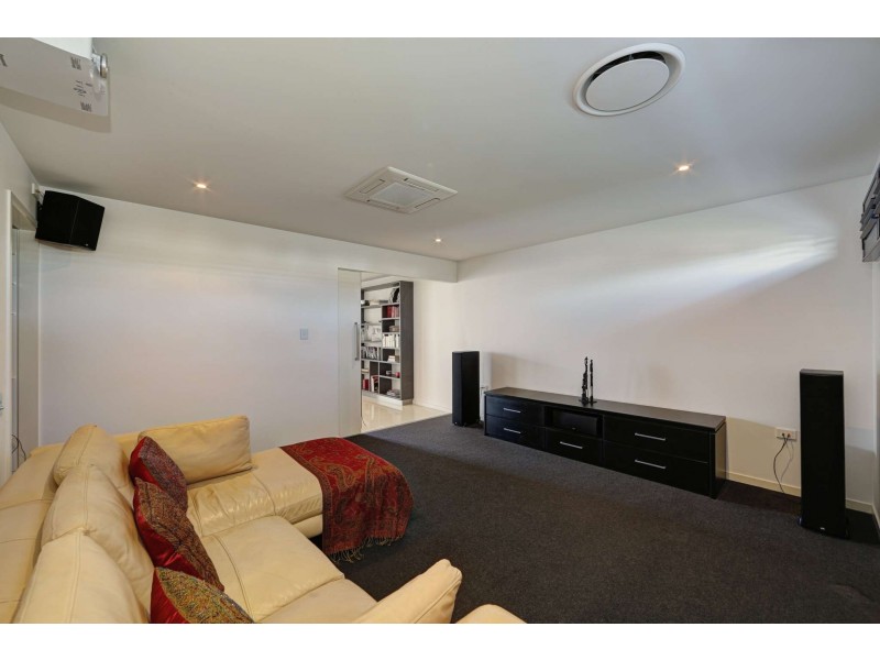 12 Aquarius Drive, Bargara QLD 4670