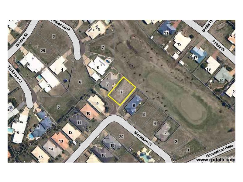 7 McCallum Close, Coral Cove QLD 4670