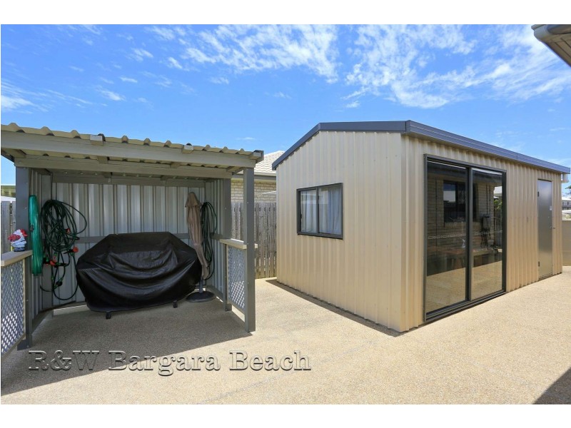 7 Wearing Road, Bargara QLD 4670